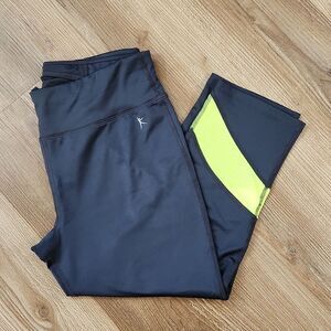 ☔️🧚‍♂️Danskin Now Gray & Neon Yellow Capri Fitted Athletic Pants Small